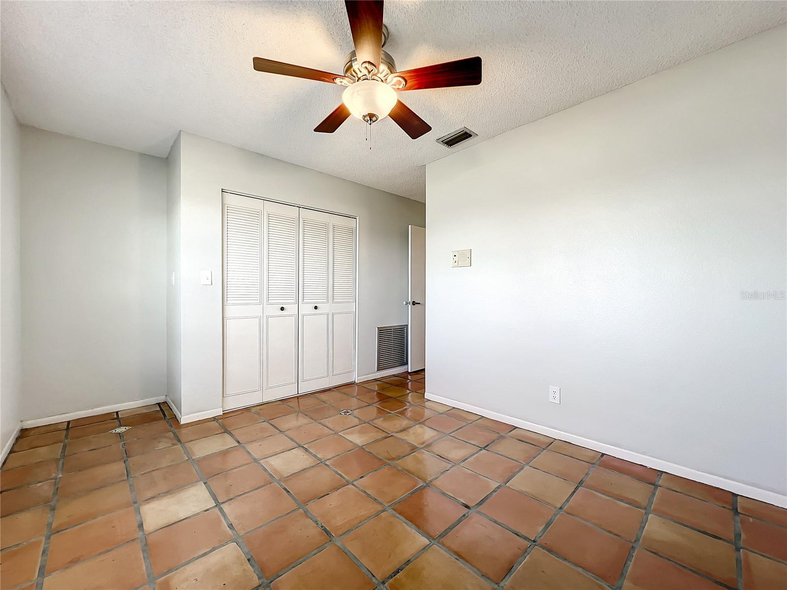 1218 LAKE ARIANA BLVD