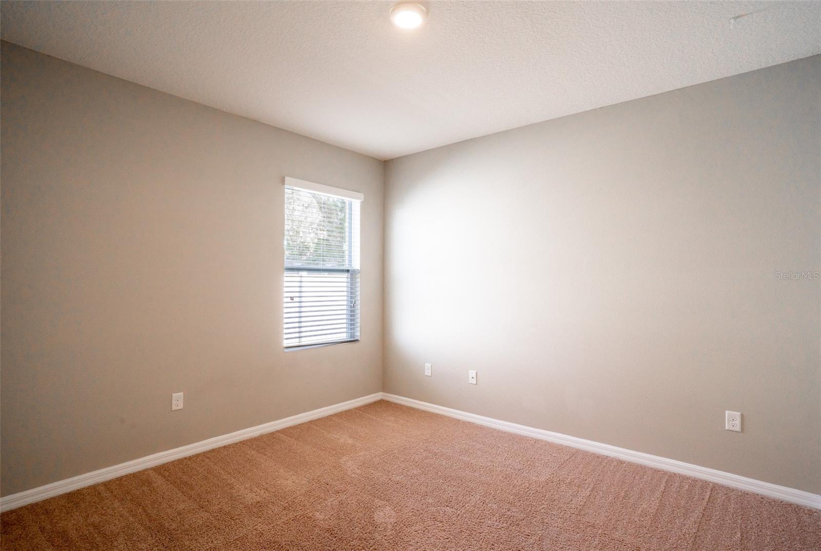 1760 JACKSON OAKS DR