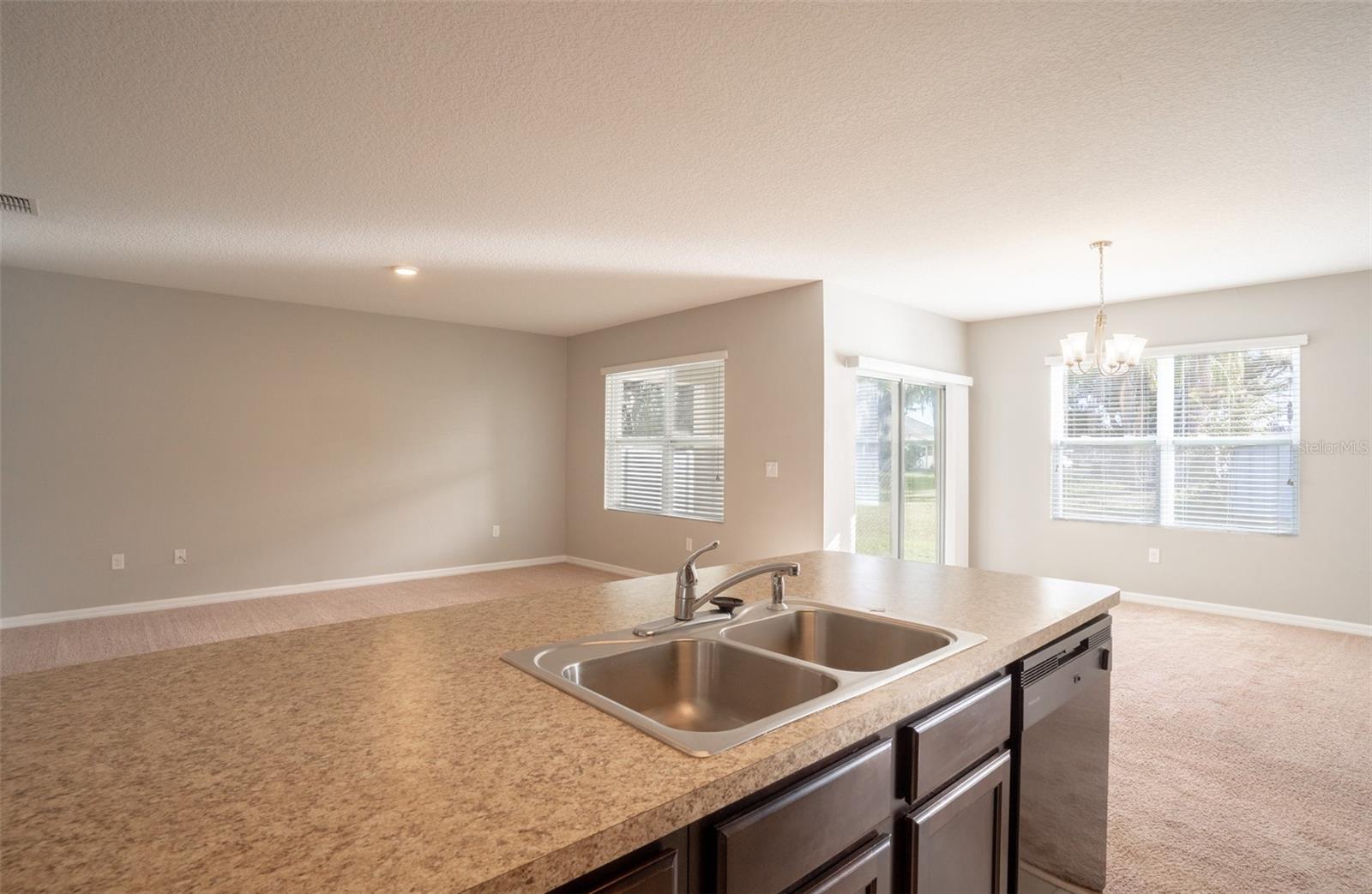 1760 JACKSON OAKS DR