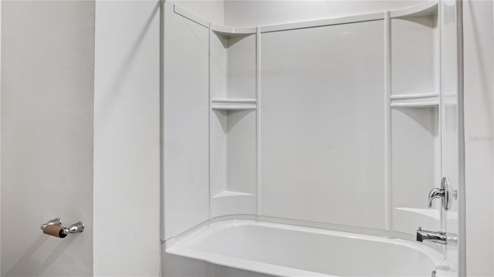 2053 AMBER SWEET CIR