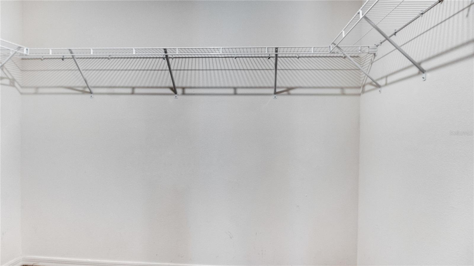 2053 AMBER SWEET CIR