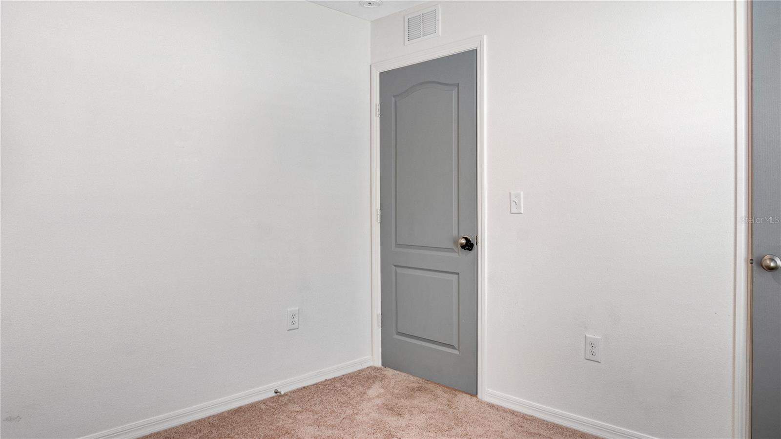 2053 AMBER SWEET CIR