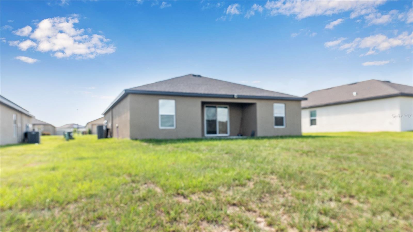 2053 AMBER SWEET CIR