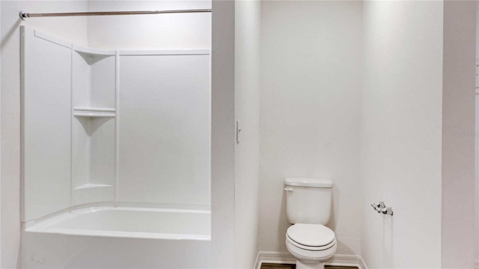 2053 AMBER SWEET CIR