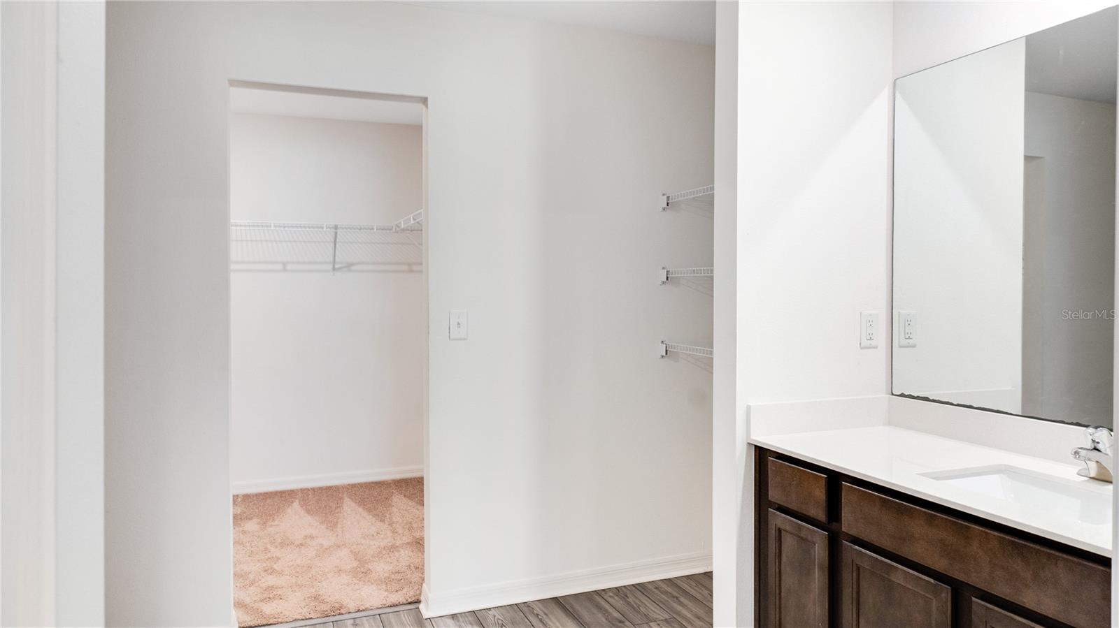 2053 AMBER SWEET CIR