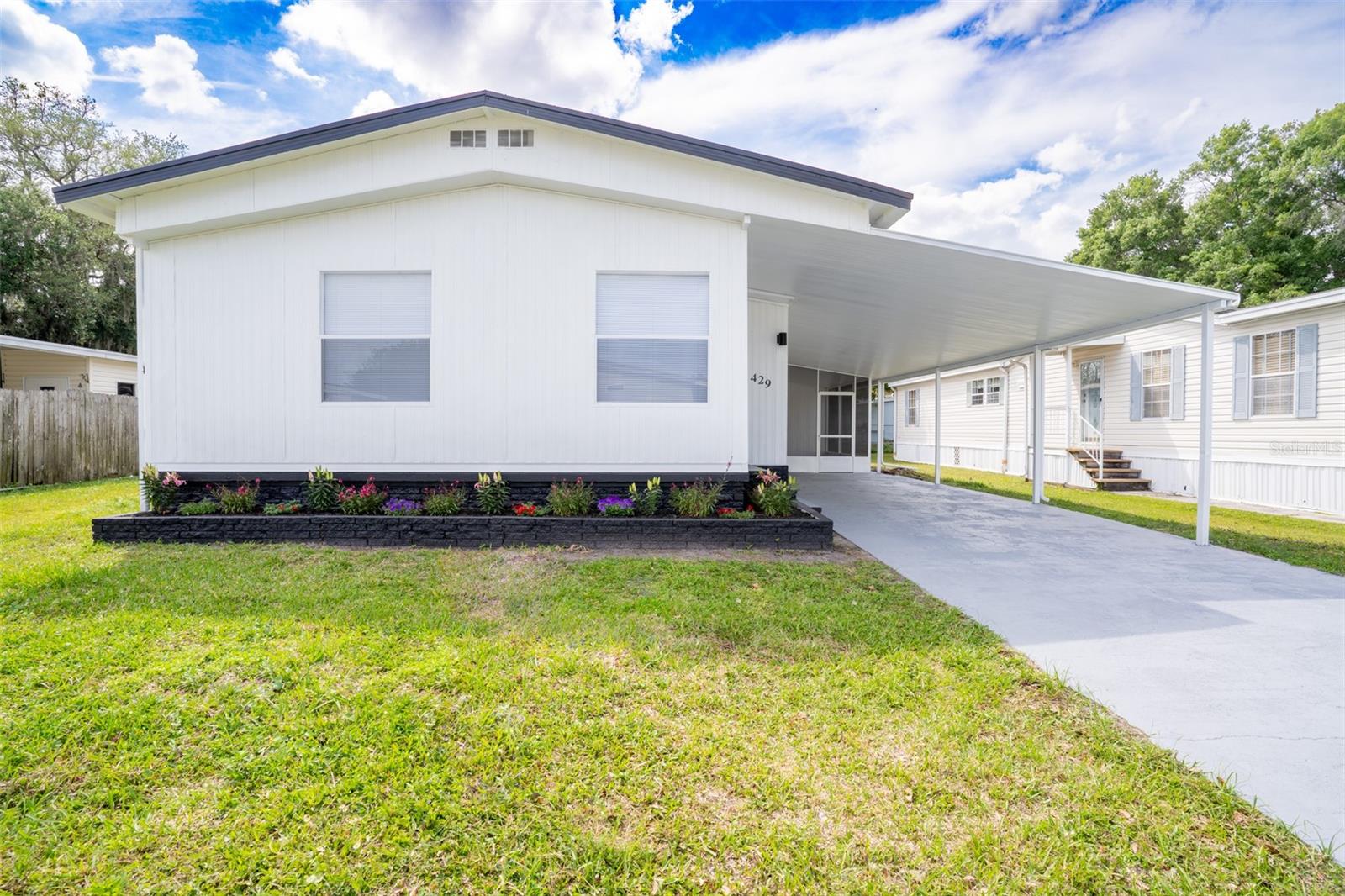 429 PERCH PL