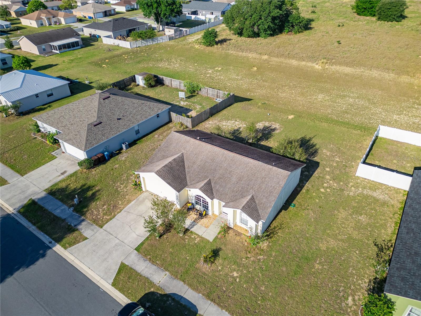 949 HIGHLAND CREST CIR