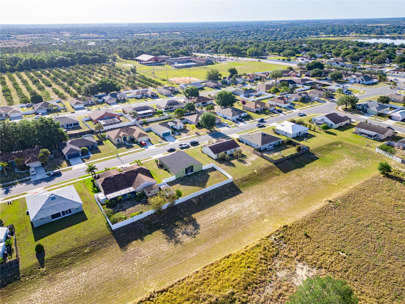 949 HIGHLAND CREST CIR