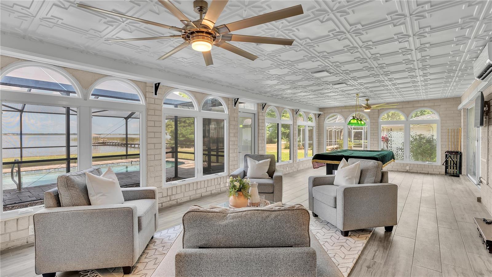 1250 W LAKE HAMILTON DR