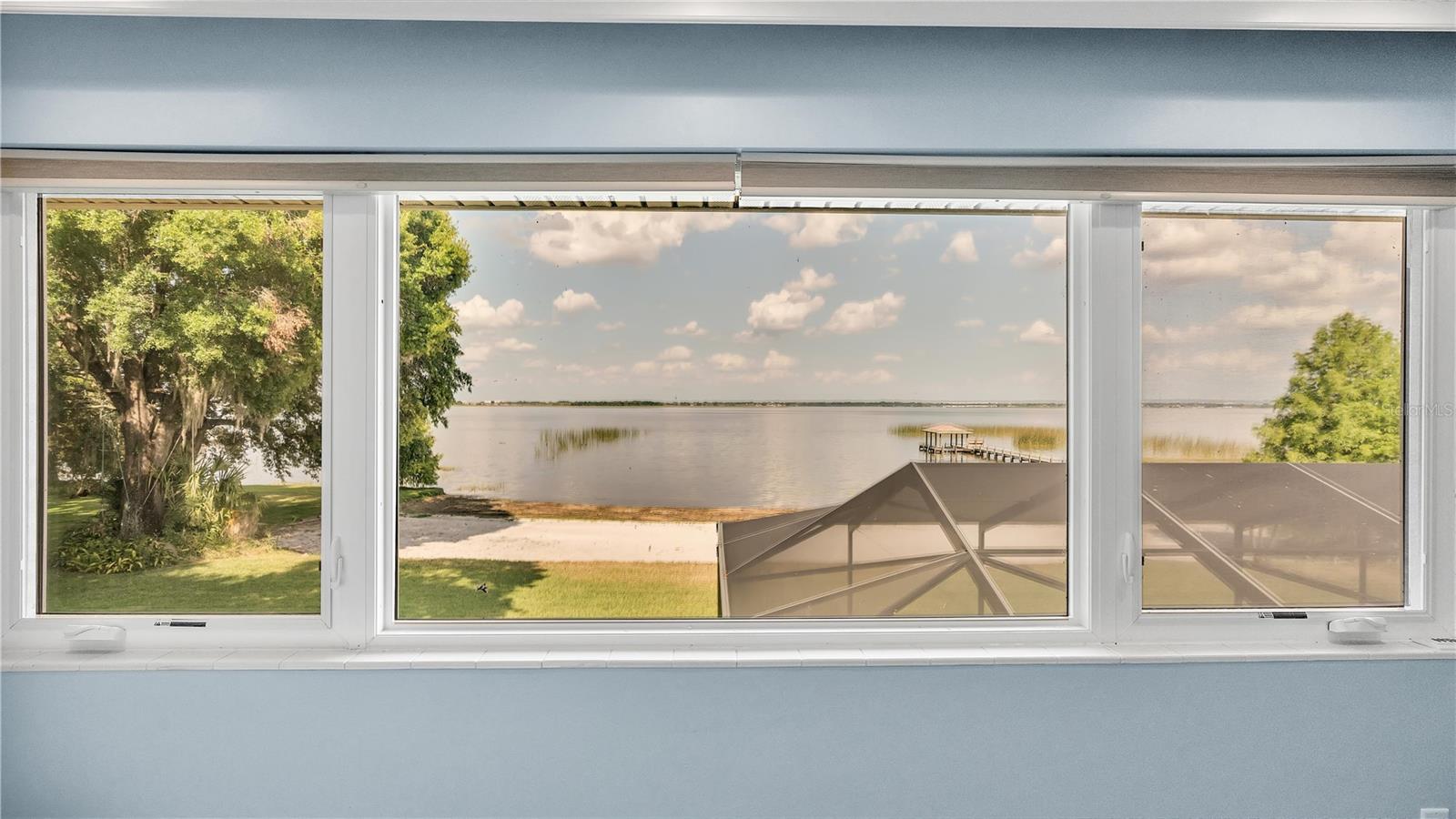 1250 W LAKE HAMILTON DR