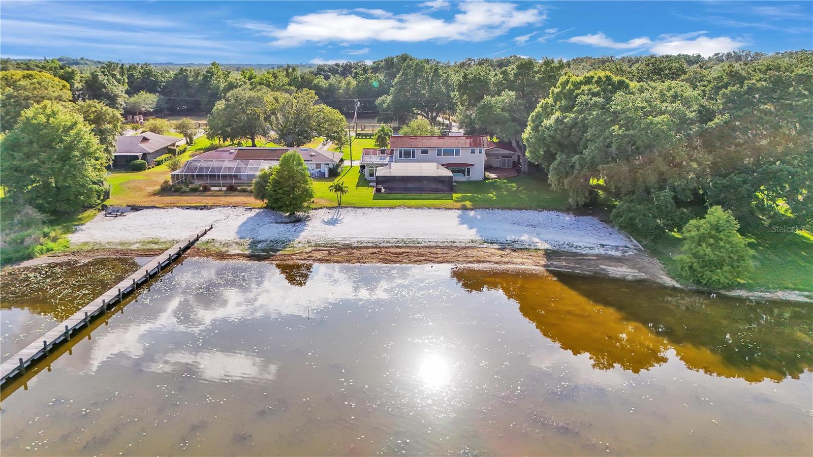 1250 W LAKE HAMILTON DR