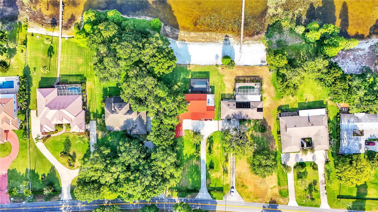 1250 W LAKE HAMILTON DR