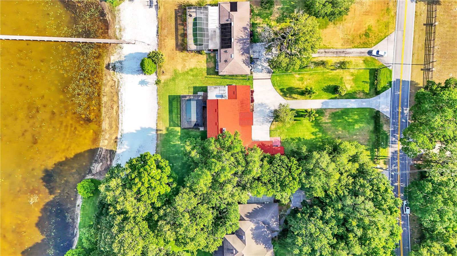 1250 W LAKE HAMILTON DR