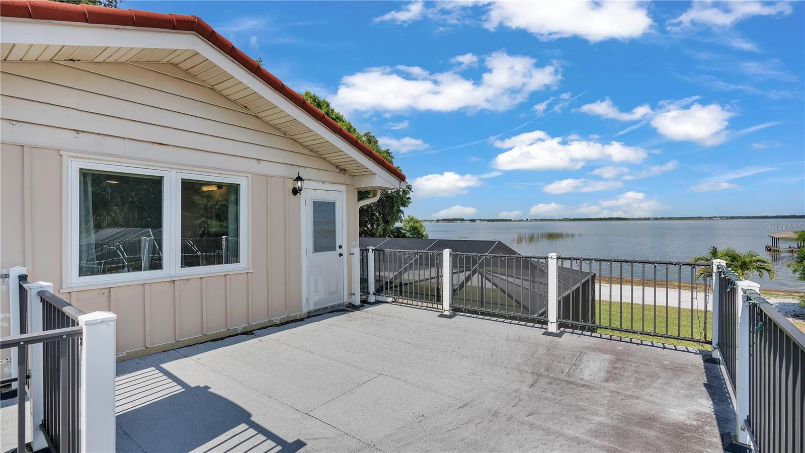 1250 W LAKE HAMILTON DR