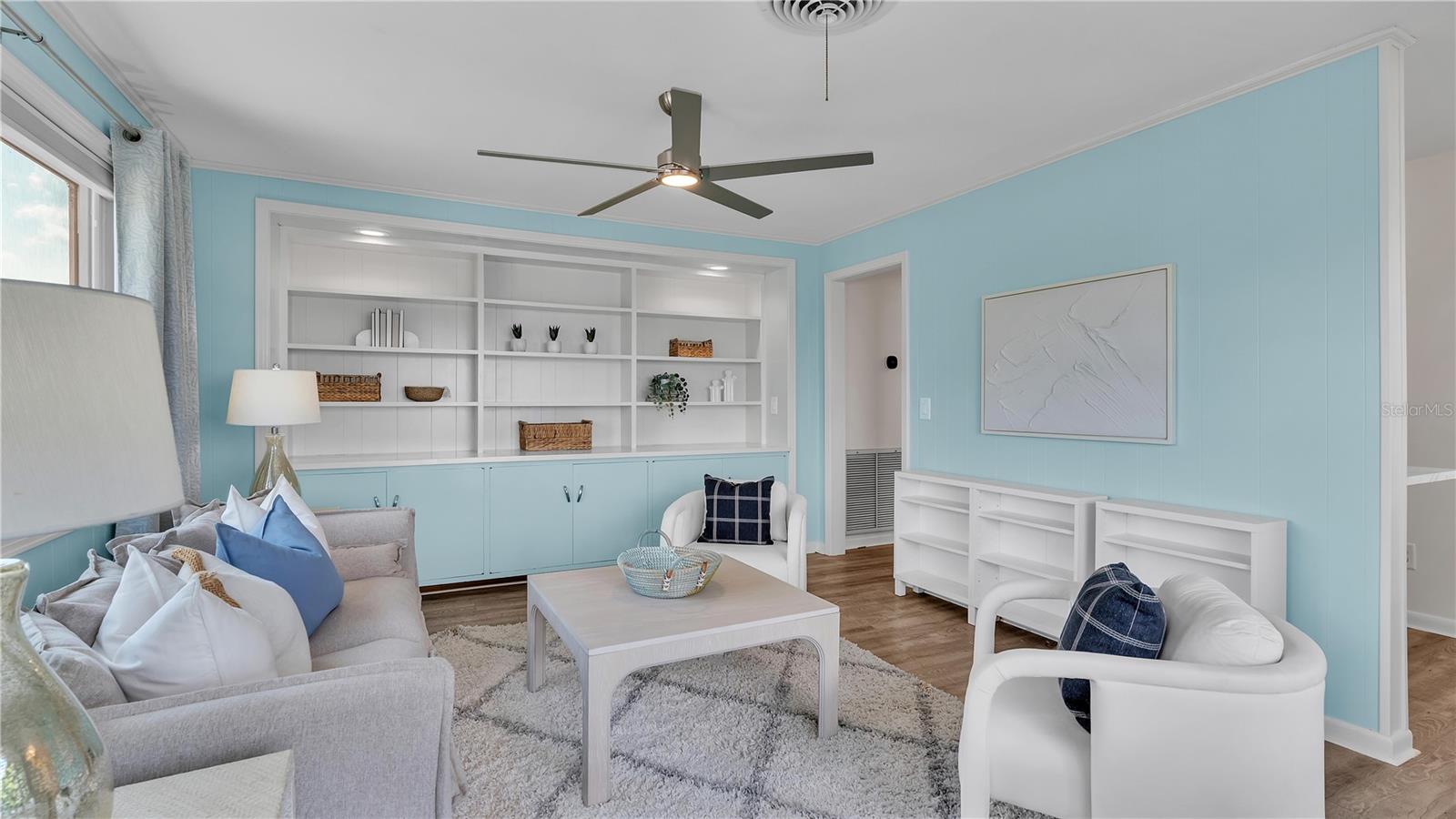 1250 W LAKE HAMILTON DR