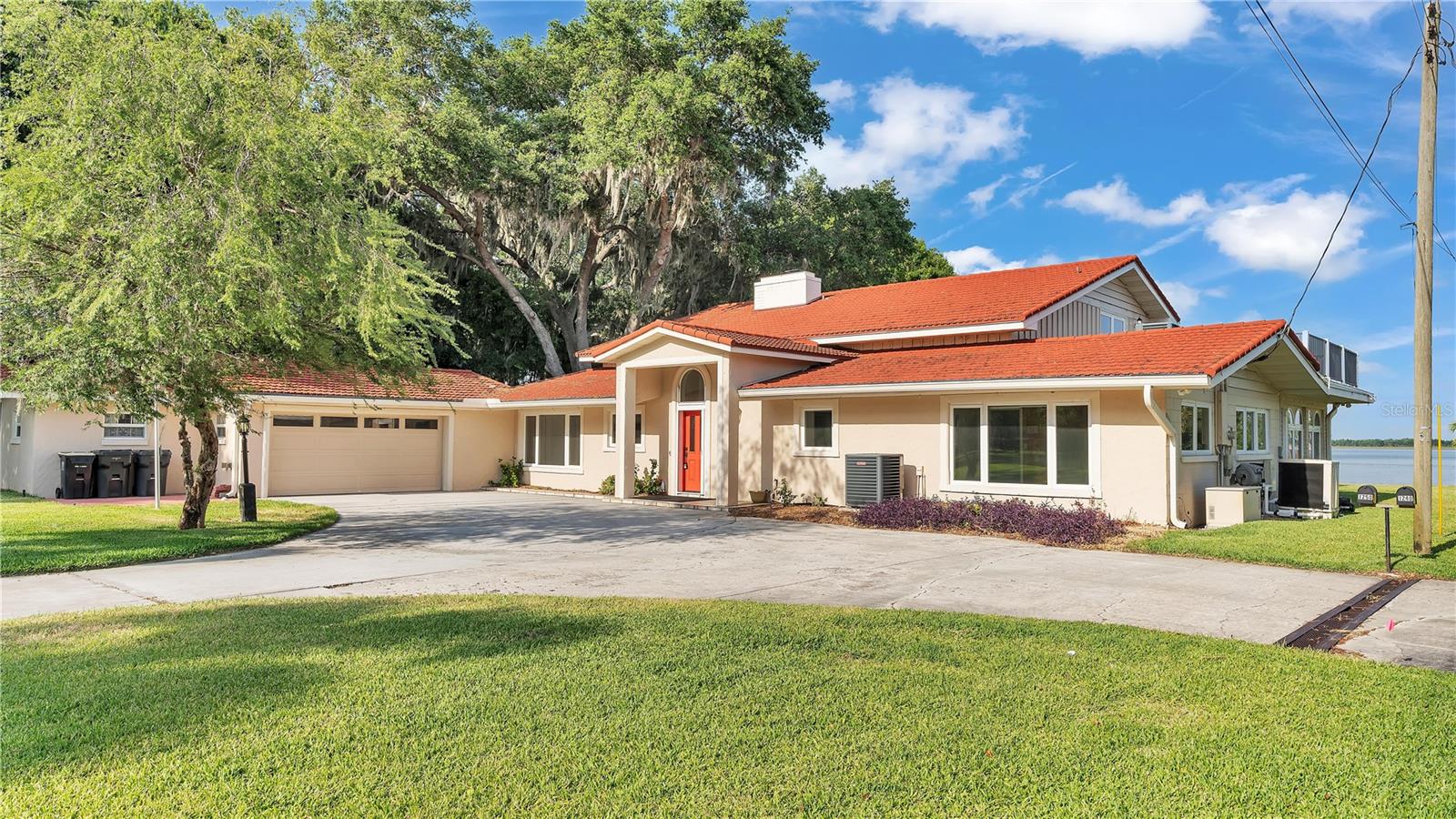 1250 W LAKE HAMILTON DR