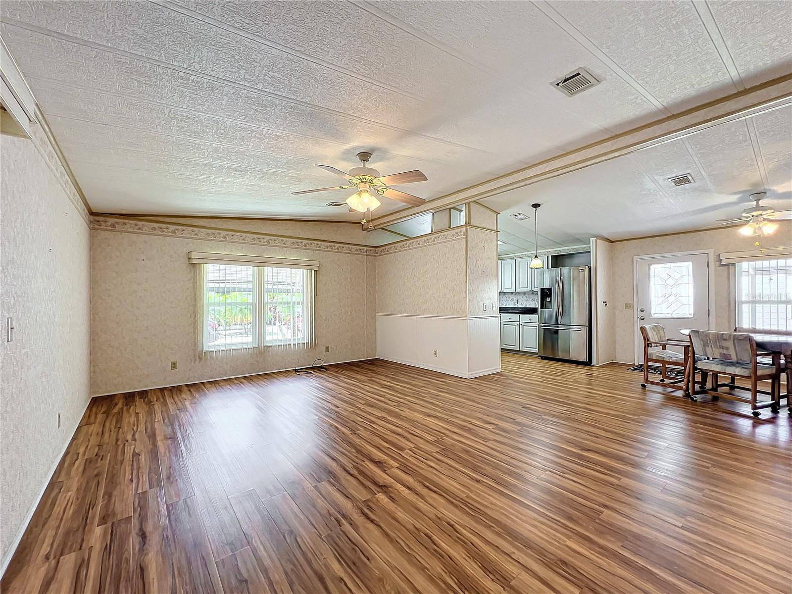 6471 PEPPERTREE PATH NE