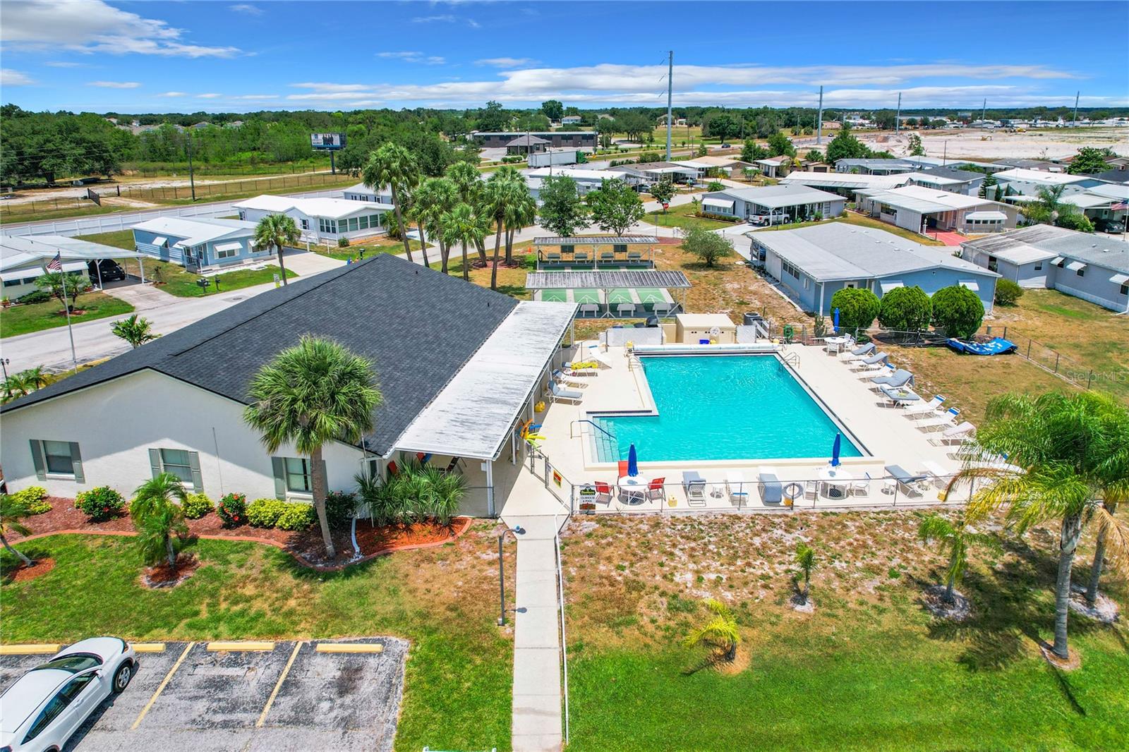 6471 PEPPERTREE PATH NE