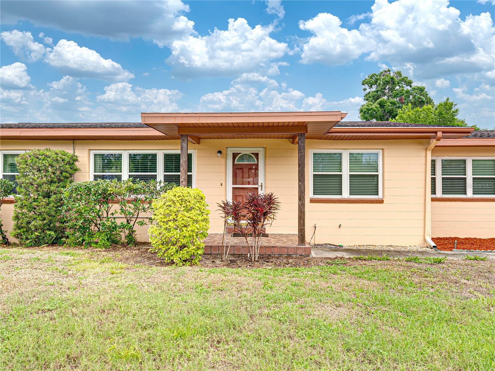 1170 S LAKESHORE BLVD