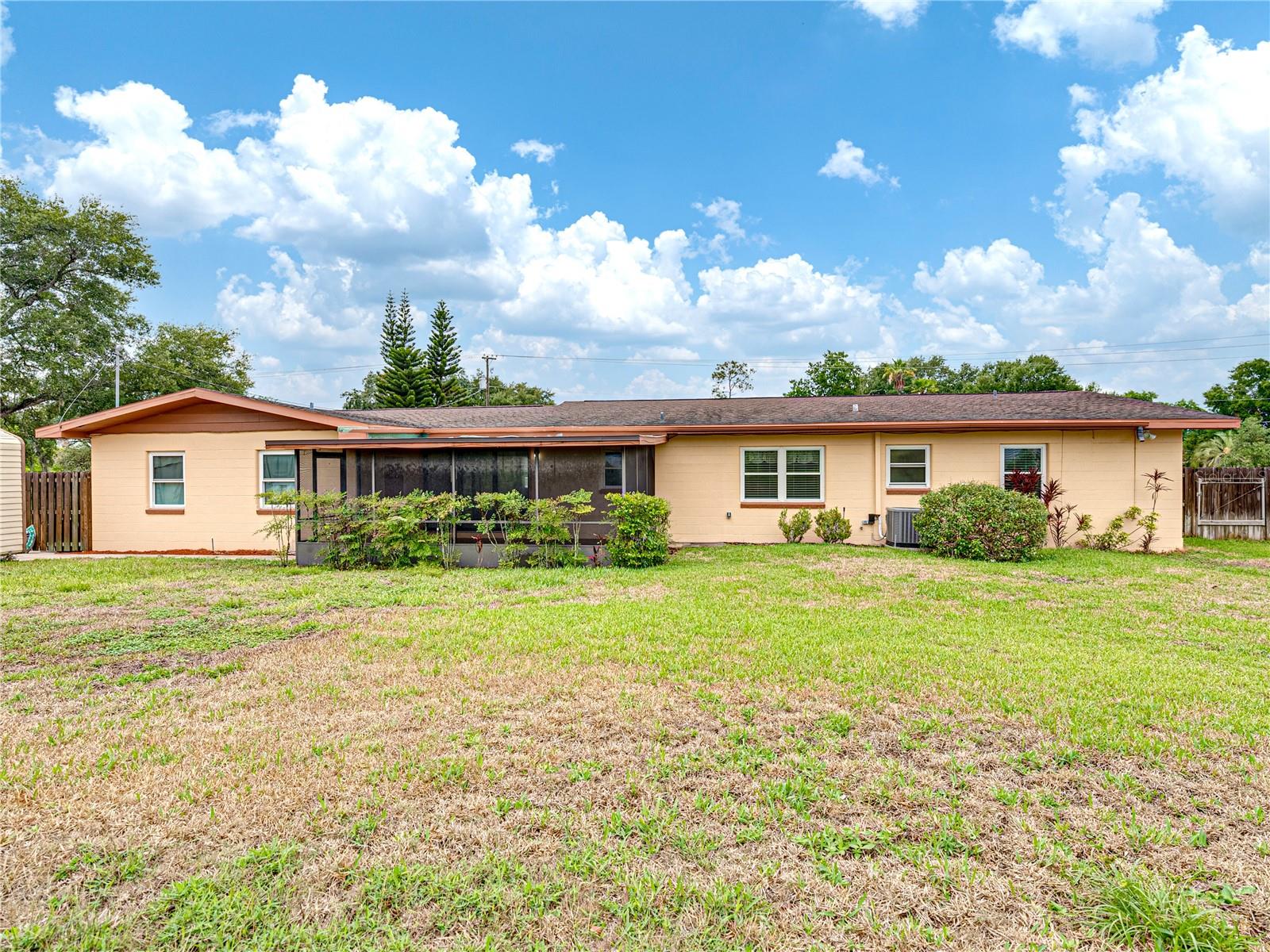 1170 S LAKESHORE BLVD