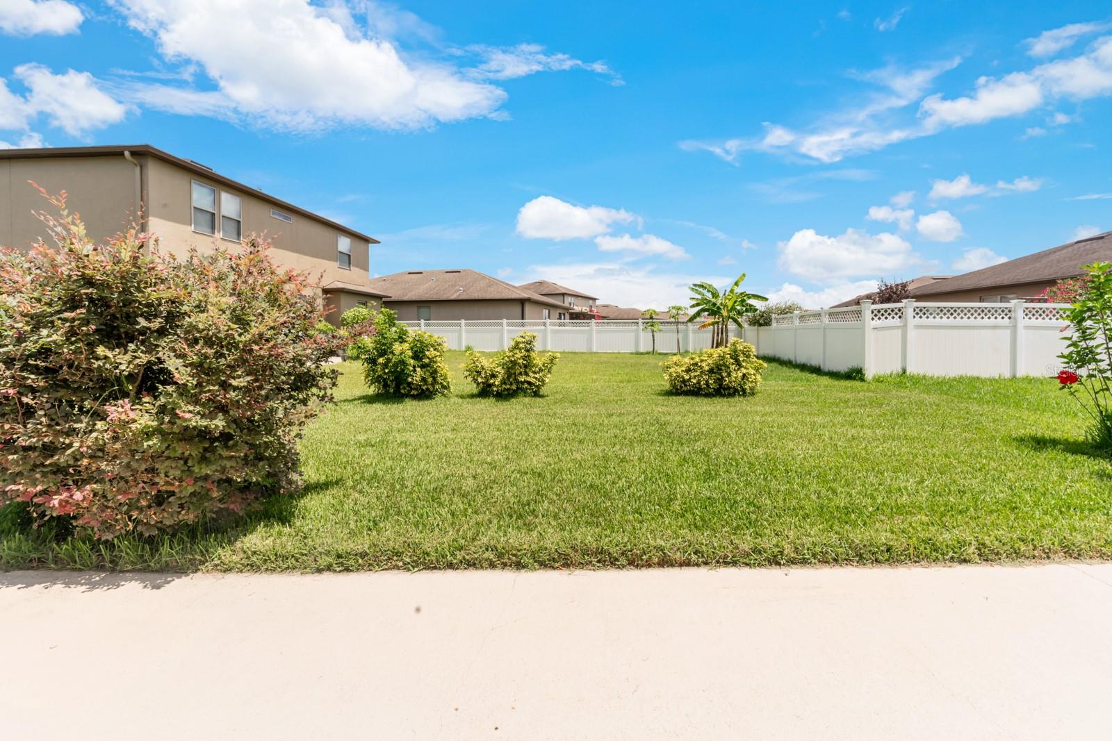 8795 HINSDALE HEIGHTS DR