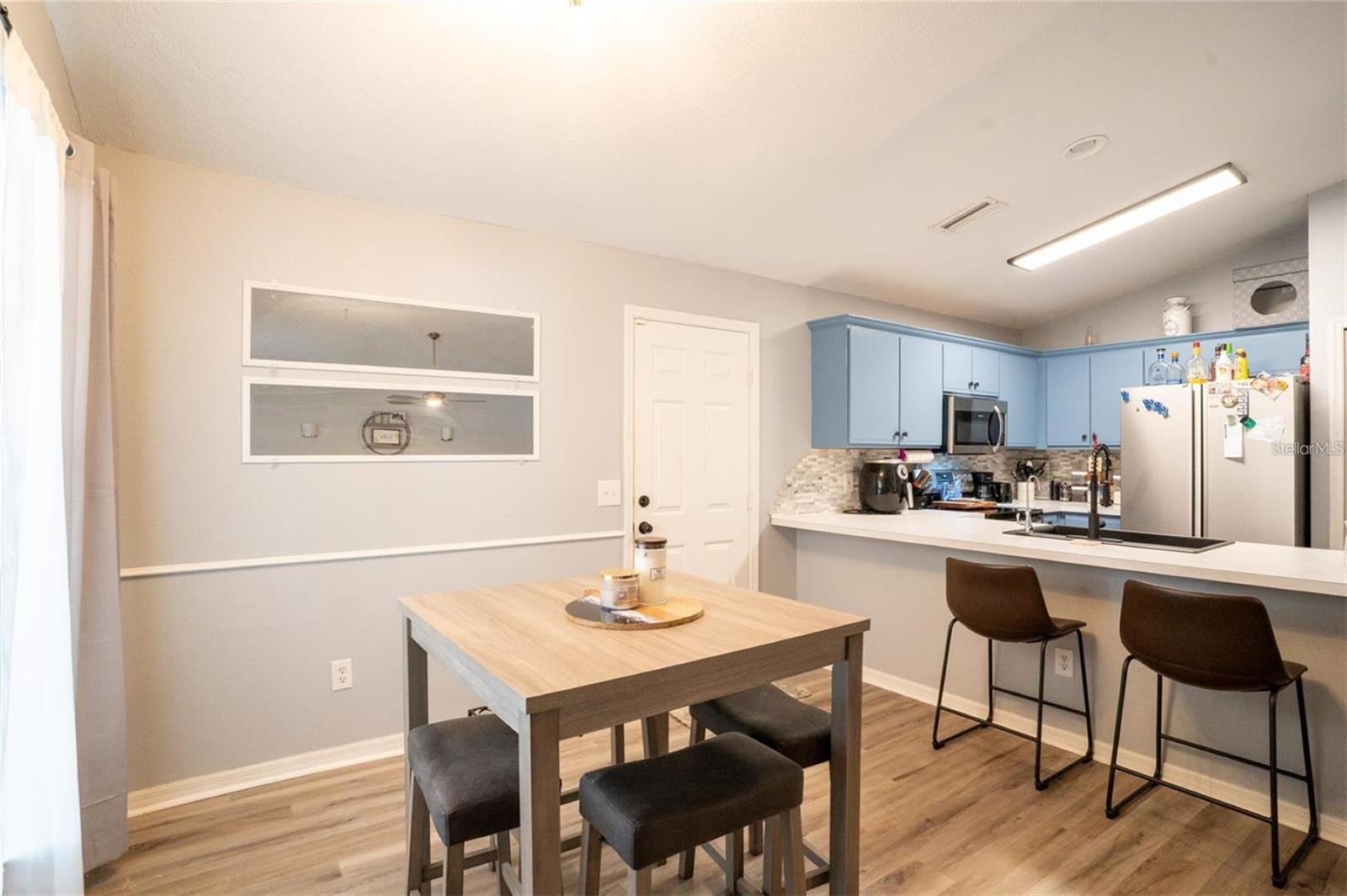 251 DIAMOND RIDGE BLVD