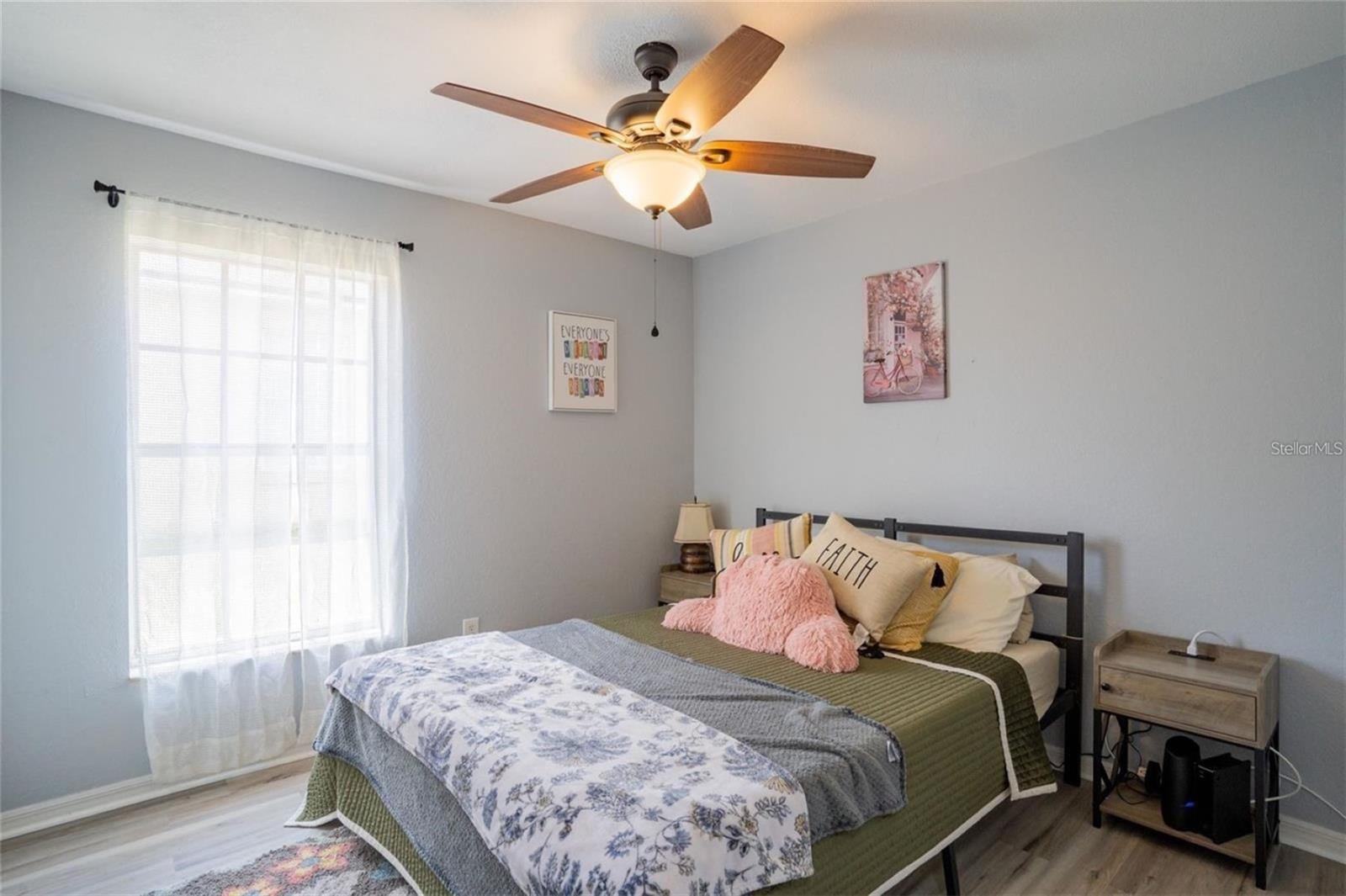 251 DIAMOND RIDGE BLVD