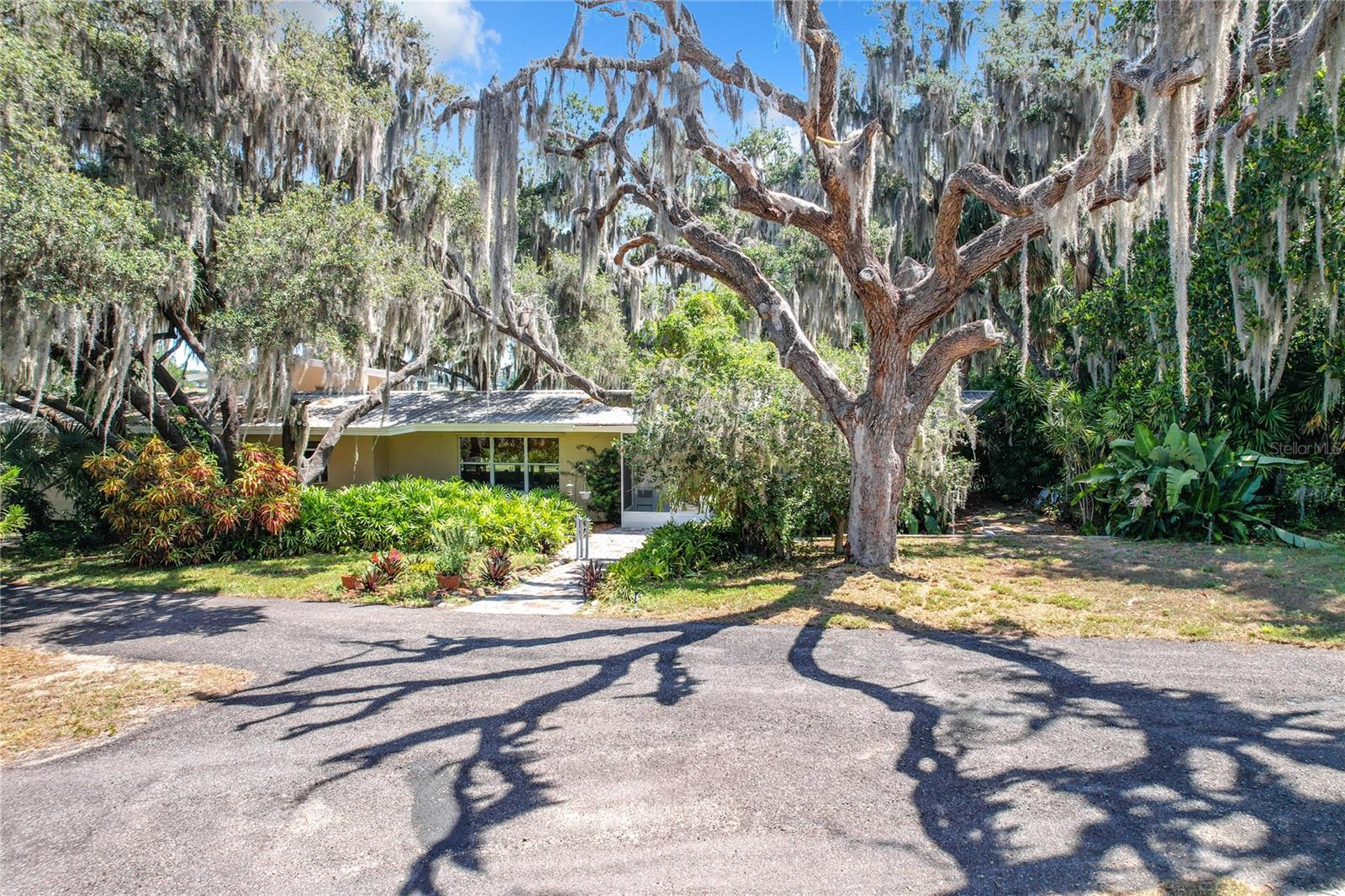 2332 STATE ROAD 17 N