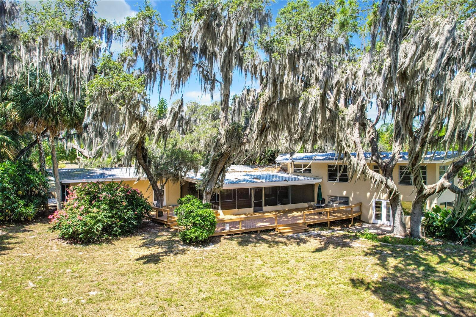 2332 STATE ROAD 17 N