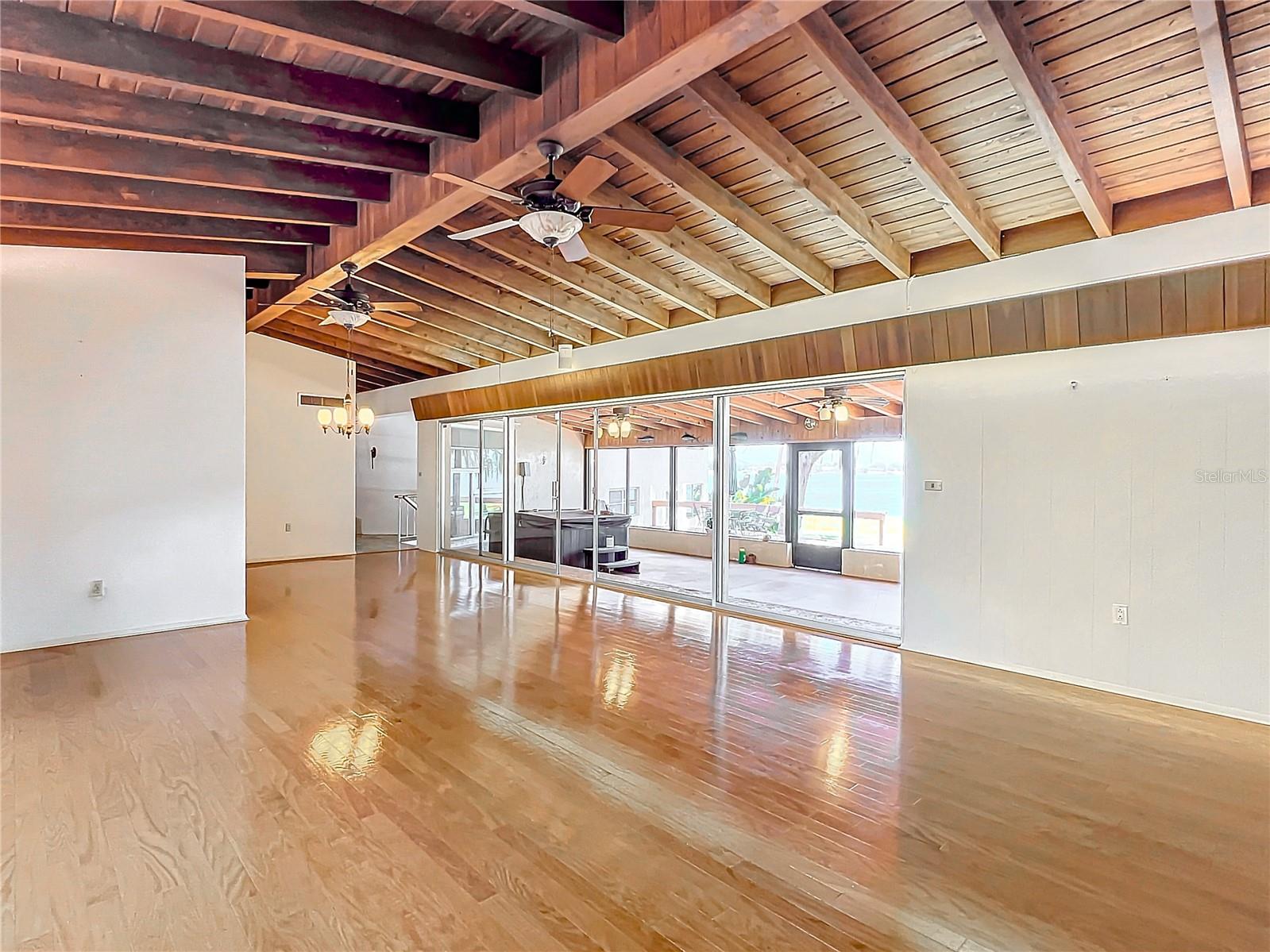 2332 STATE ROAD 17 N