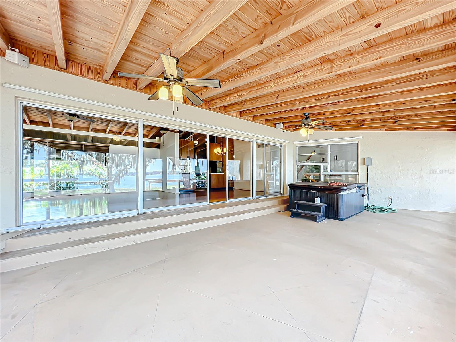 2332 STATE ROAD 17 N