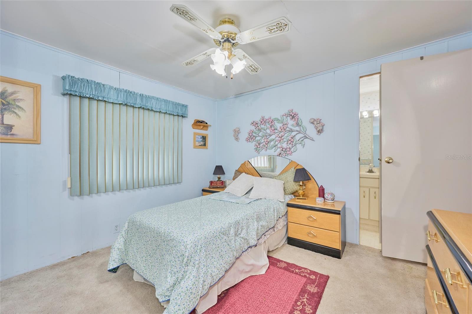 1610 REYNOLDS RD #243