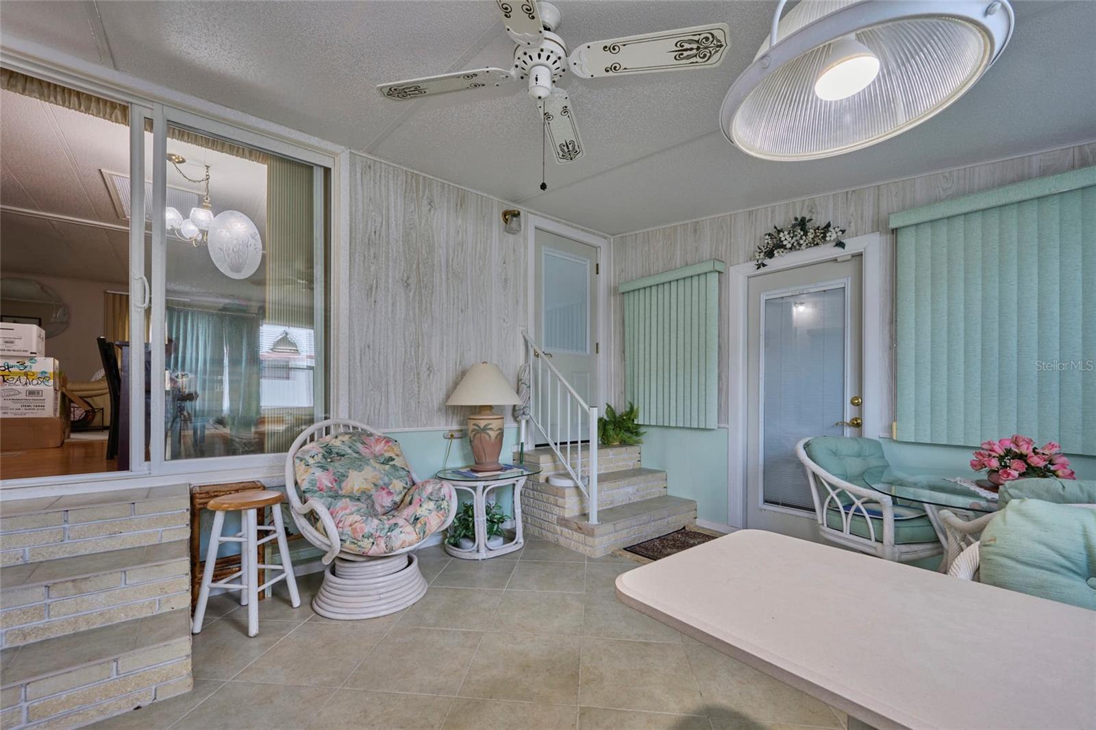 1610 REYNOLDS RD #243