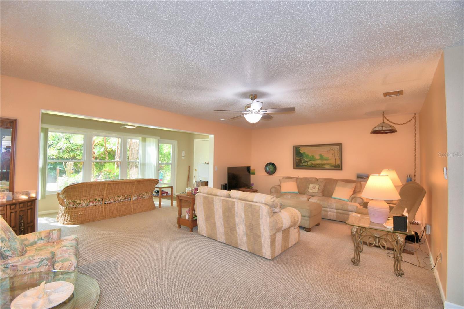 200 EL CAMINO DR #103