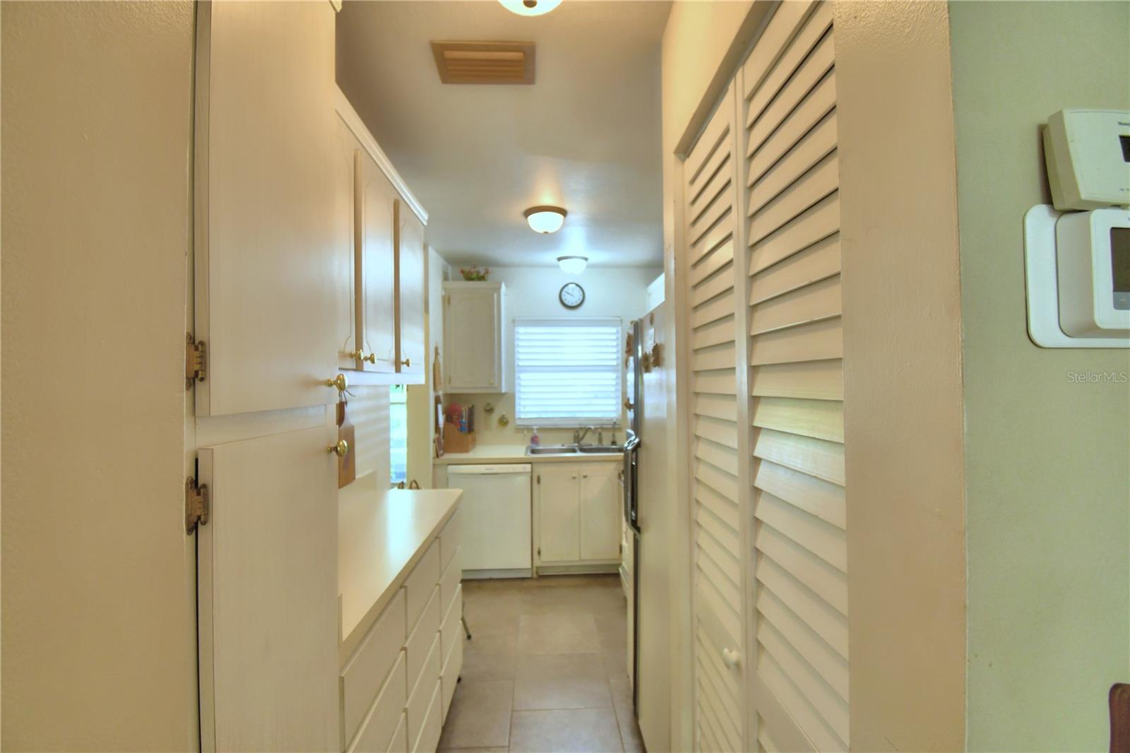 200 EL CAMINO DR #103