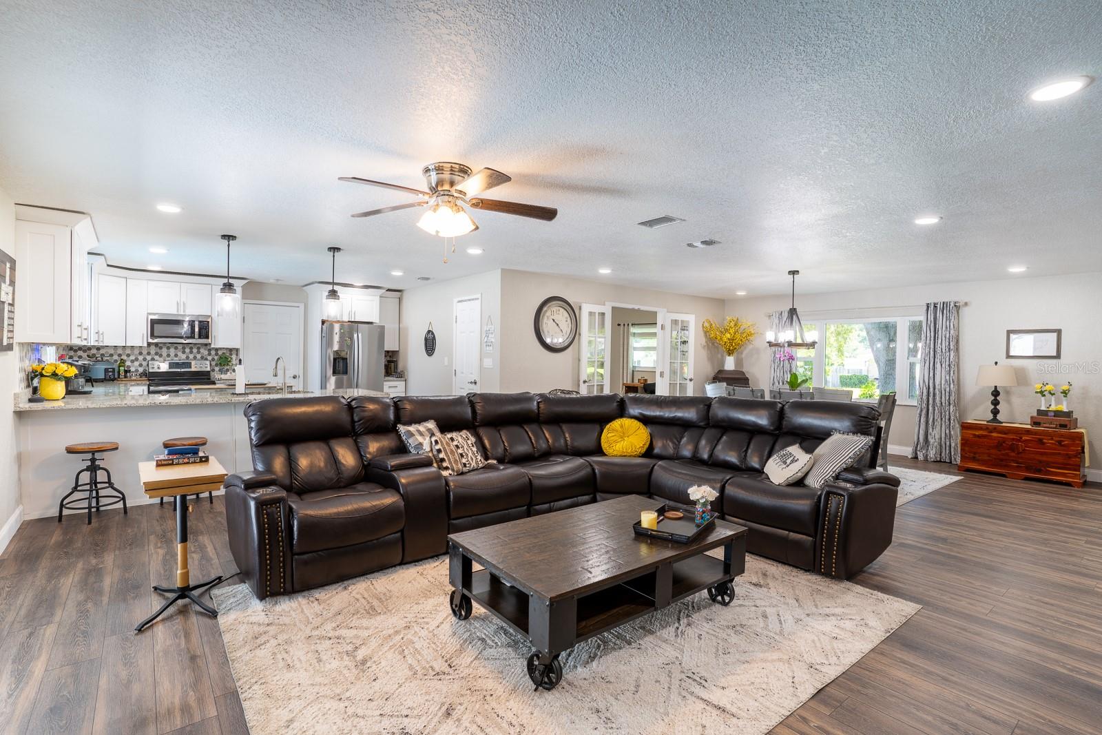 4315 ORANGEWOOD LOOP E