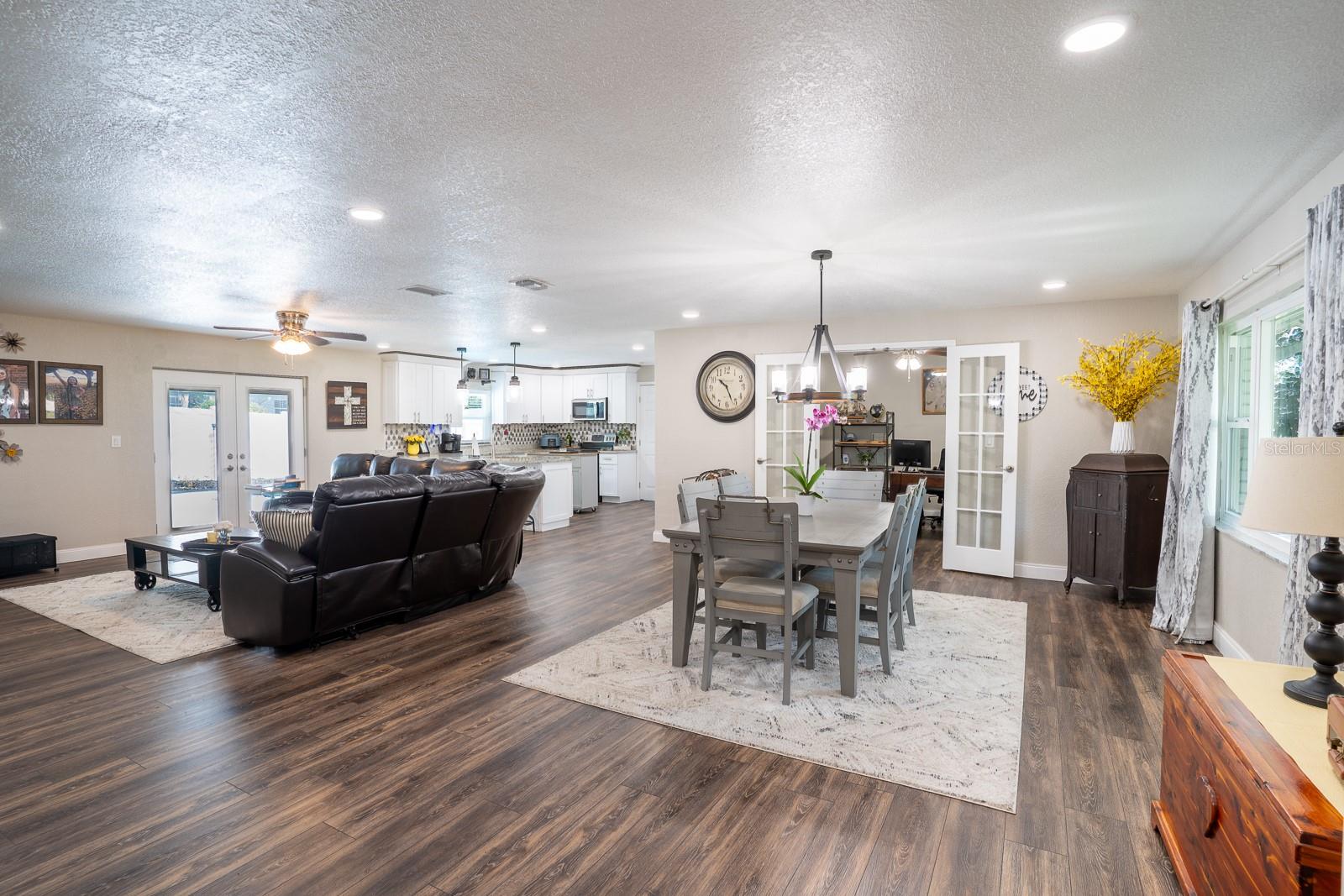 4315 ORANGEWOOD LOOP E