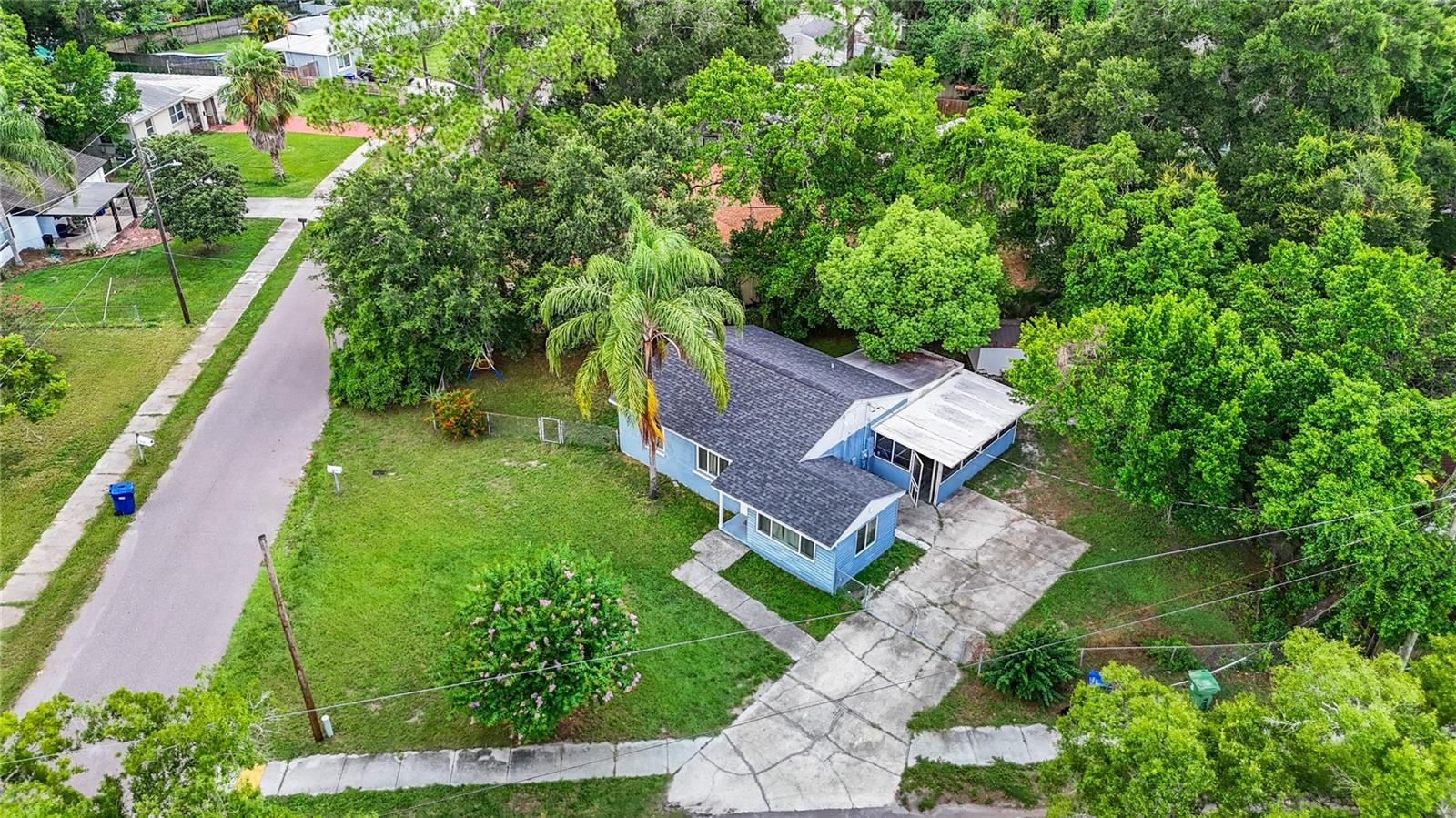 1512 E SHADOWLAWN AVE