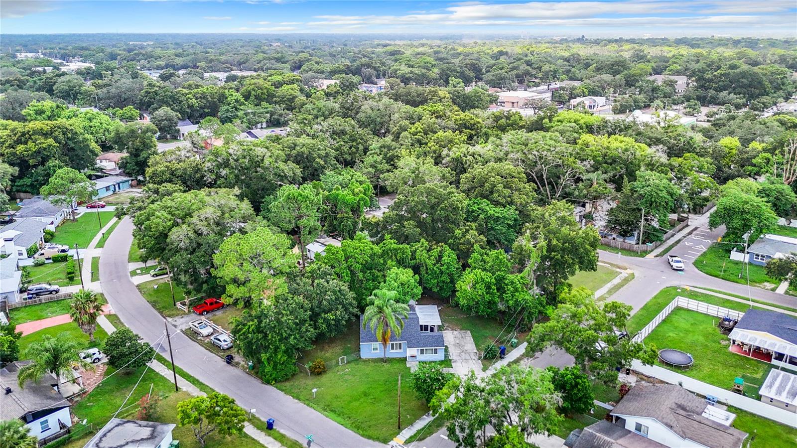 1512 E SHADOWLAWN AVE