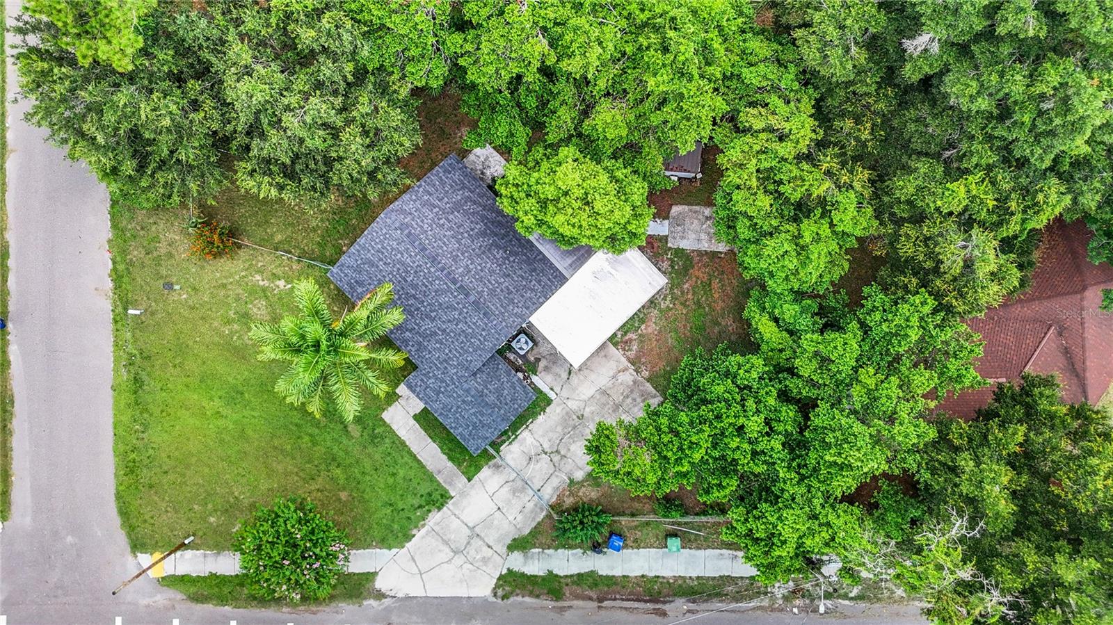 1512 E SHADOWLAWN AVE