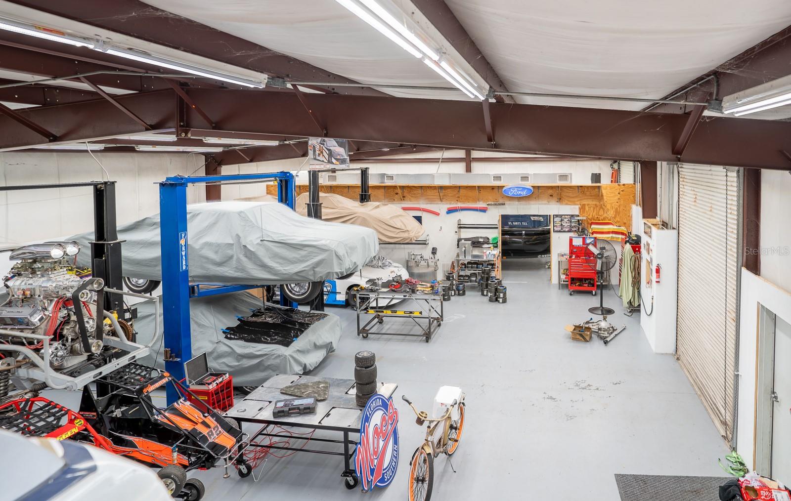 34 LAKE ARROWHEAD DR