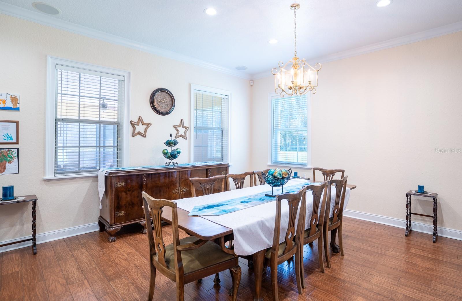 34 LAKE ARROWHEAD DR