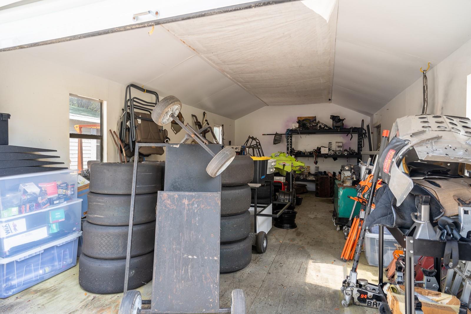 34 LAKE ARROWHEAD DR