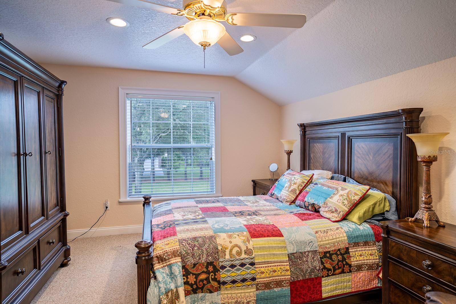 34 LAKE ARROWHEAD DR