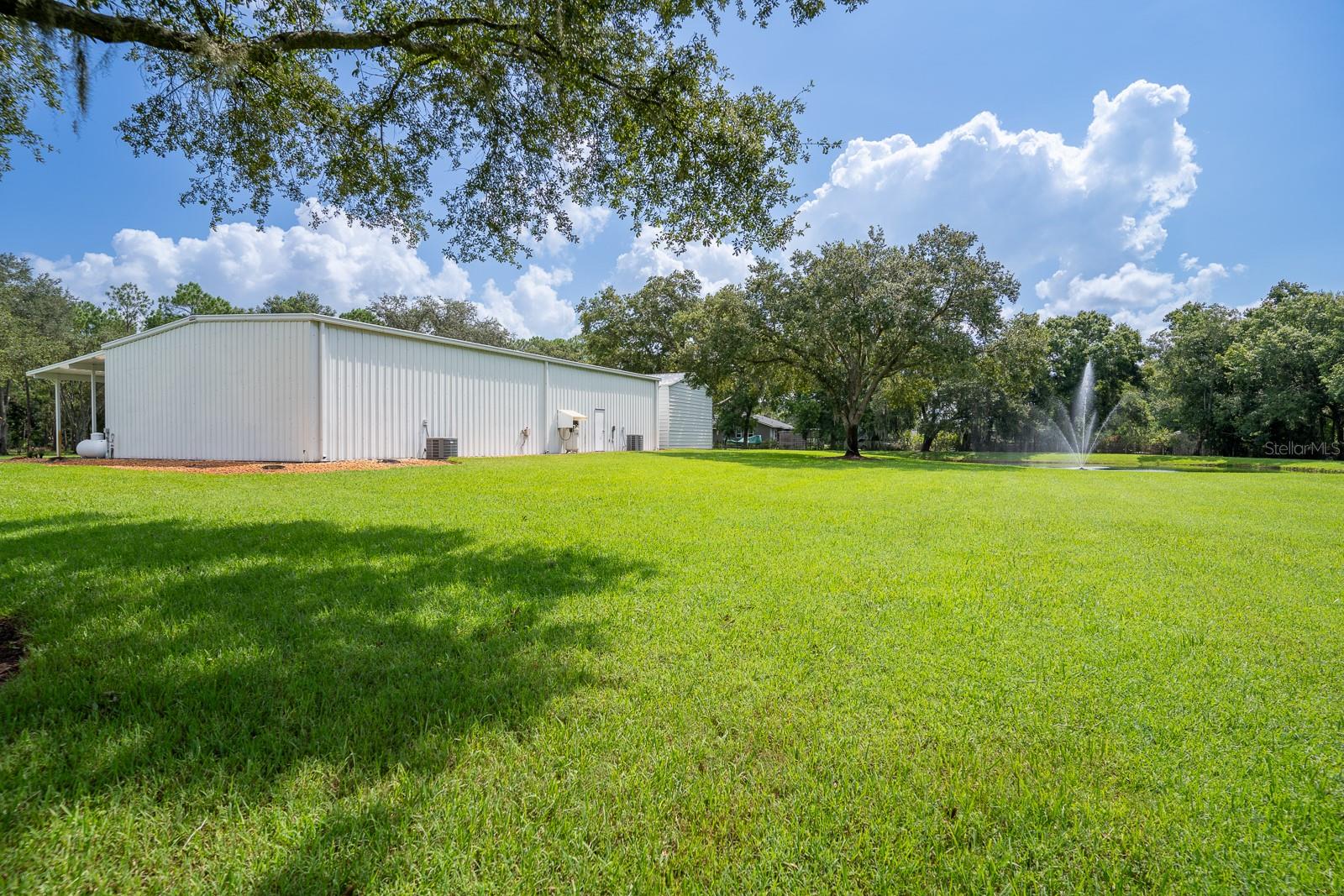 34 LAKE ARROWHEAD DR