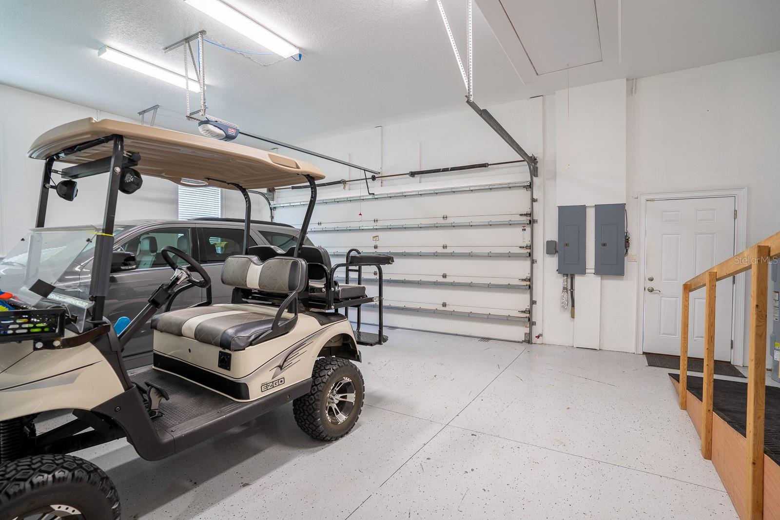 34 LAKE ARROWHEAD DR