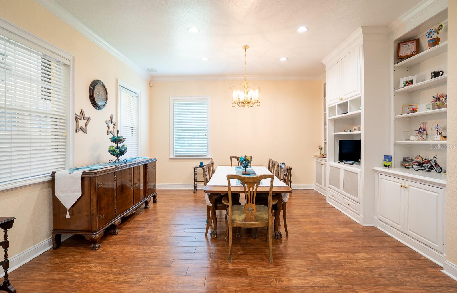 34 LAKE ARROWHEAD DR