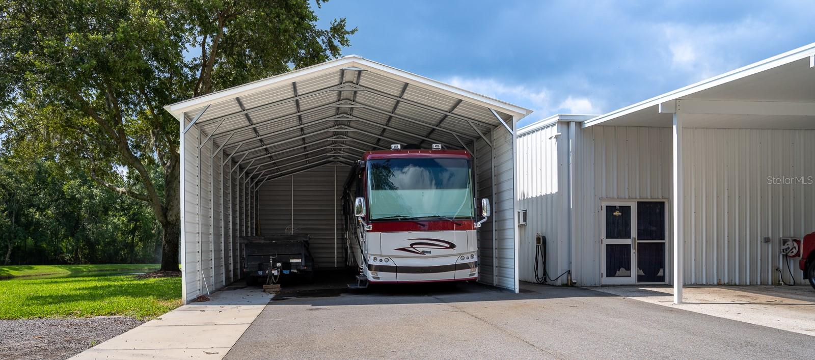 34 LAKE ARROWHEAD DR