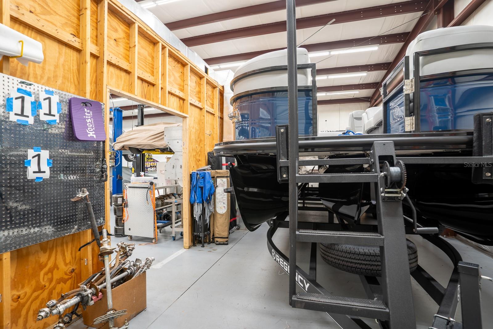 34 LAKE ARROWHEAD DR