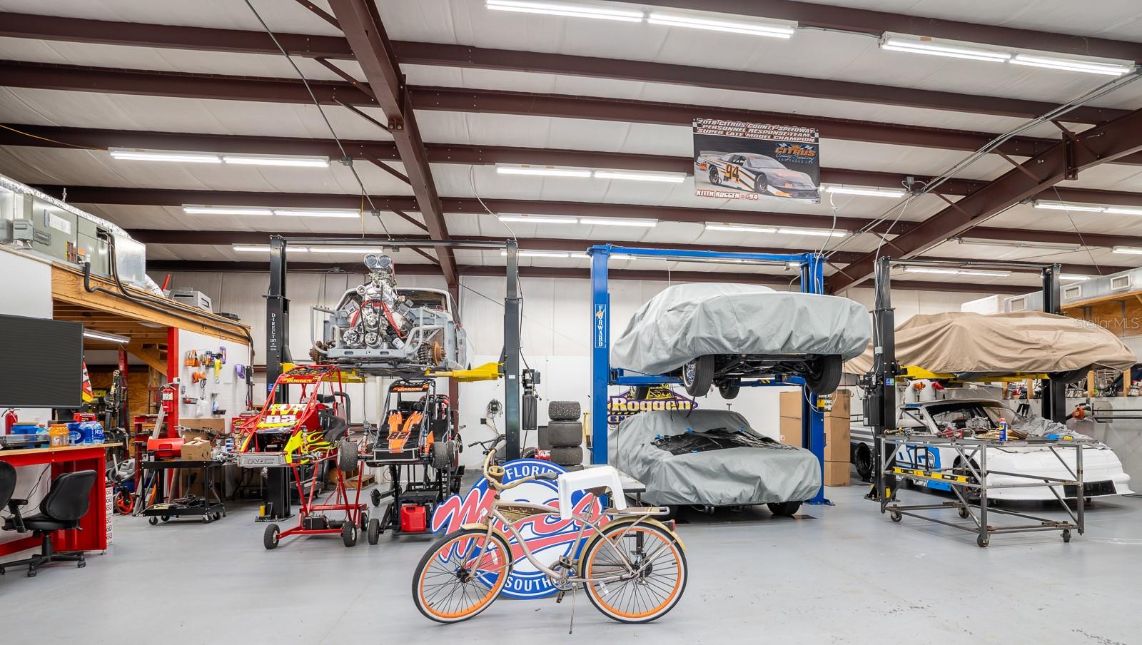 34 LAKE ARROWHEAD DR